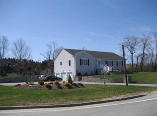 829 Pippin Orchard Rd, Cranston, RI 02921