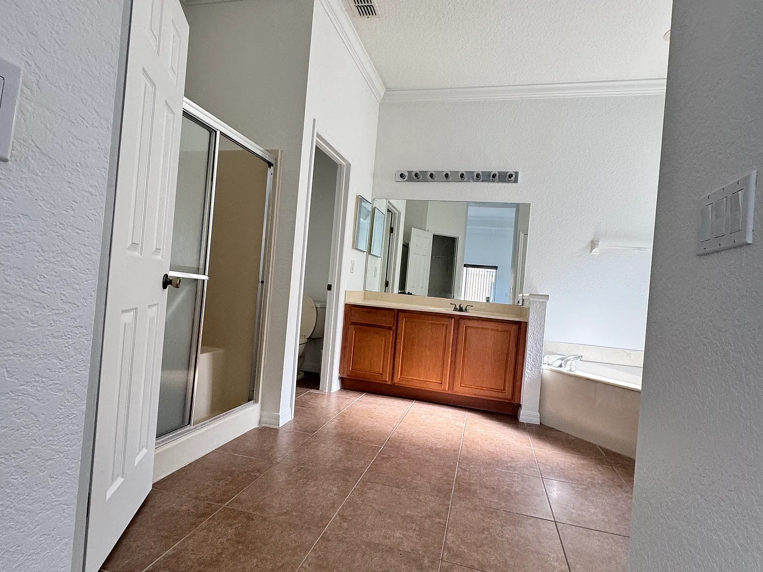 449 Bay Leaf Dr — Photo 3