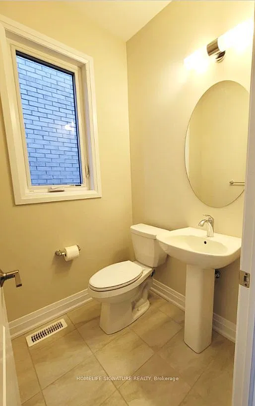 4 bed, $2,800 — Photo 3