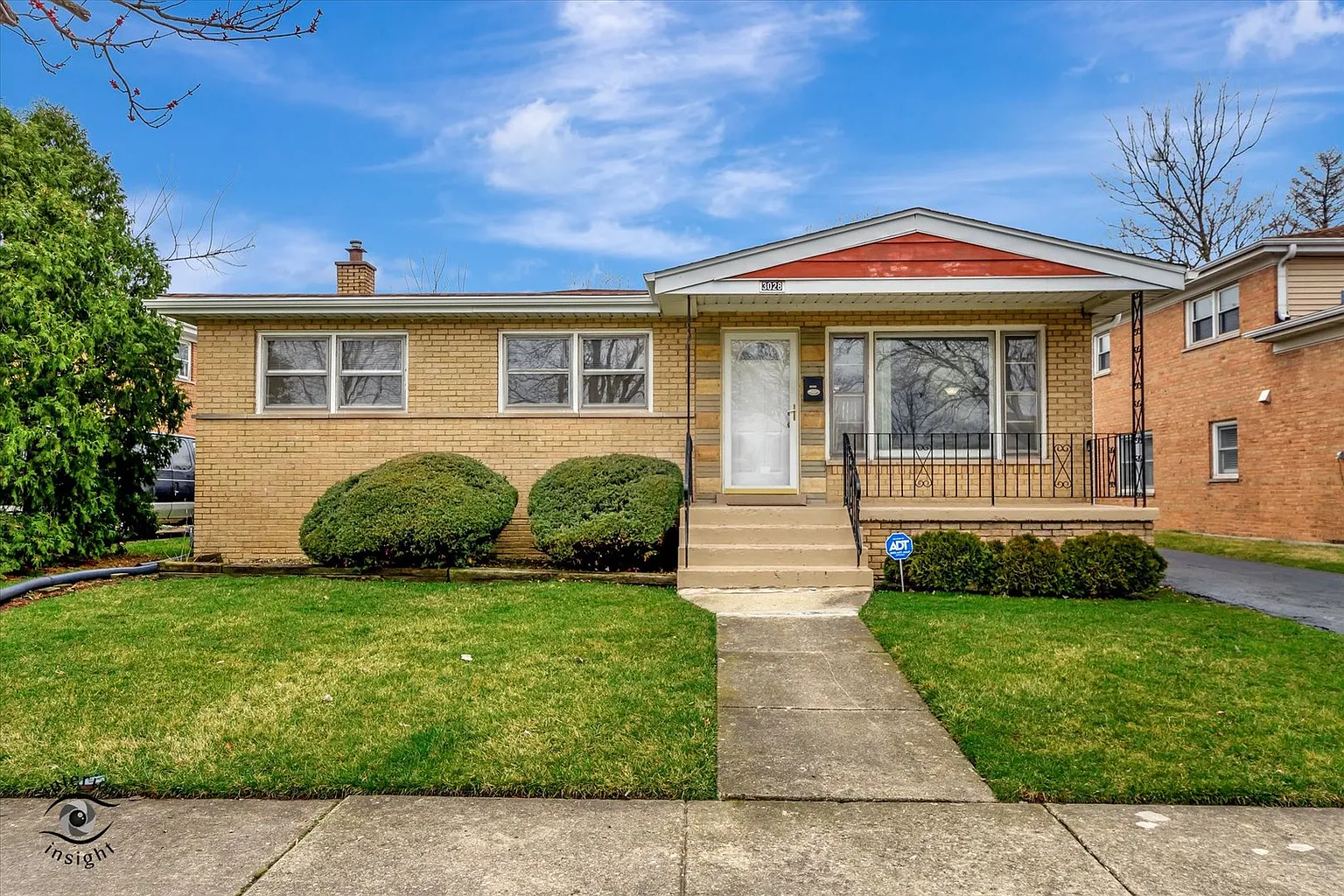 3028 Magnolia Plz photo 1