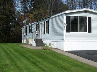 79 Locust Dr, Hamlin, NY 14464