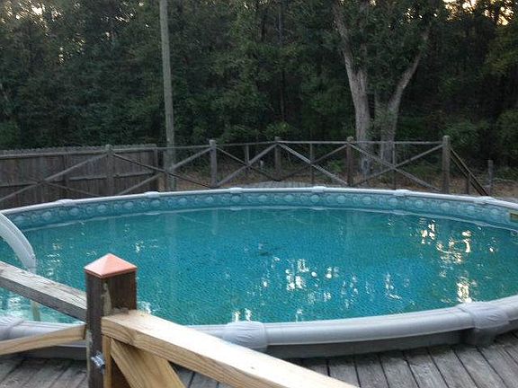 ew pool
