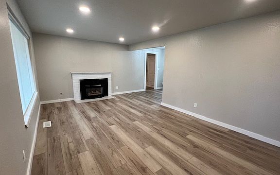 Family Rm w/Gas Fireplace