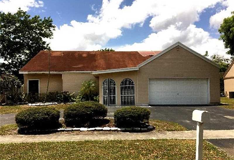 1st image of 2810 Cypress Ave