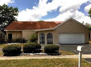 2810 Cypress Ave, Miramar, FL 33025