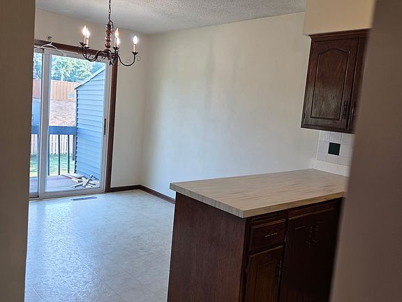 4th image of 7829 Xerxes Ct N