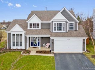 1776 Bradford Ln, Crystal Lake, IL 60014