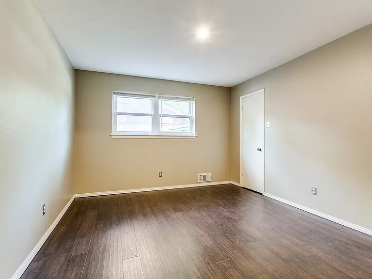 7739 La Manga Dr — Photo 20