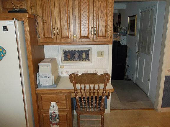 5th image of 11638 Kenwood Ave