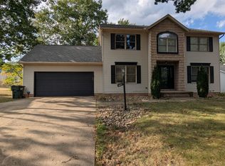 2025 Longfellow St NE, Canton, OH 44721