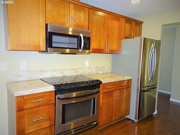 5th image of 12707 NE 46th St