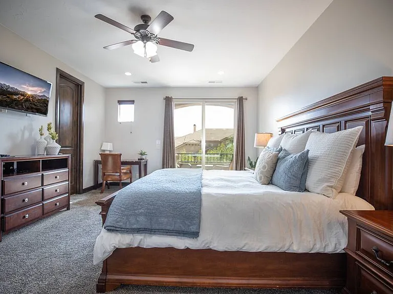 N Coral Ridge Dr — Photo 26