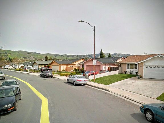 5th image of 3108 Florence Ct