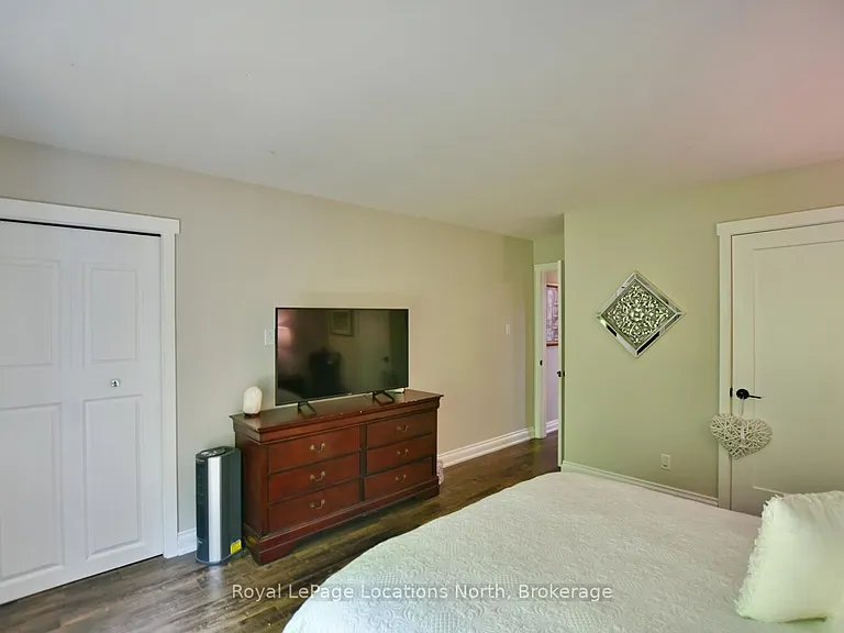 590 Oxbow Cres — Photo 36
