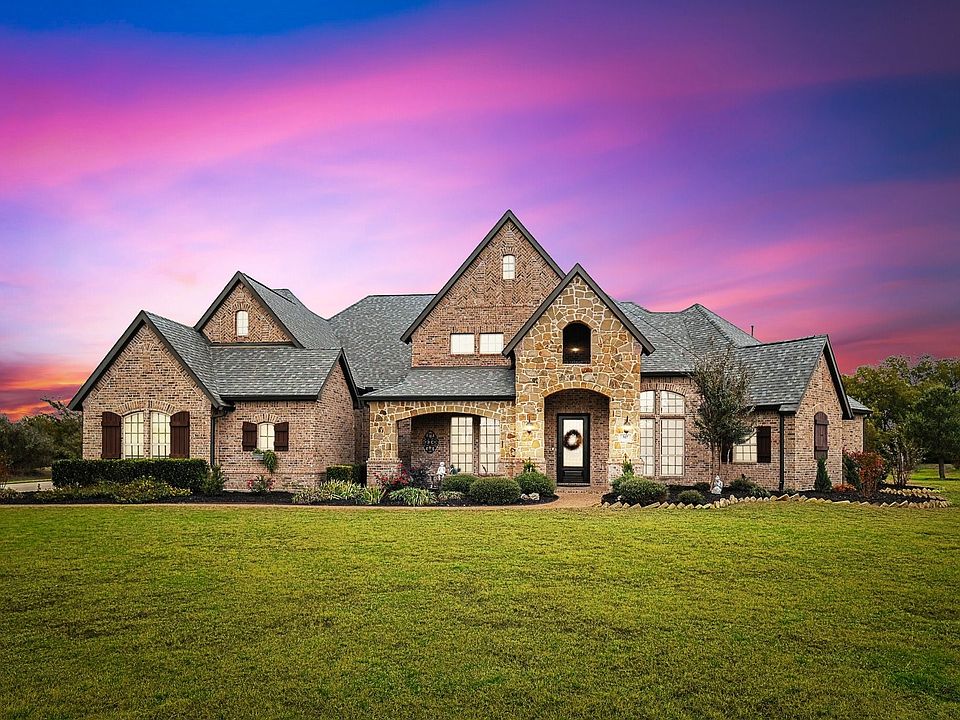 1st image of 307 La Cantera Dr