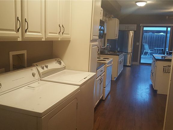 4th image of 123 North Ave NW