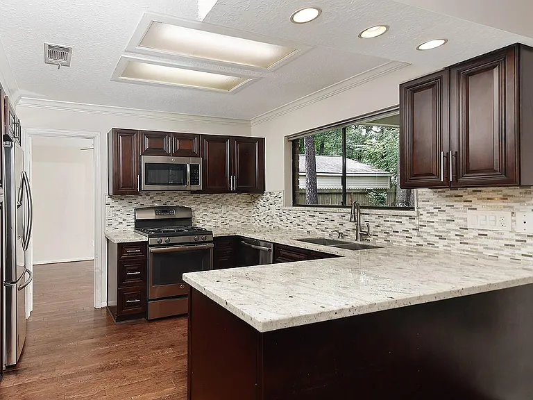 27 Berryfrost Ln — Photo 8