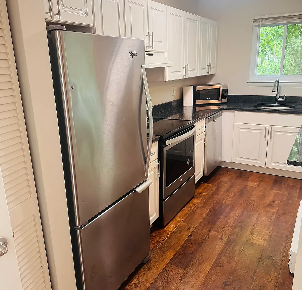 1 bed, 600 sqft, $1,950 — Photo 2