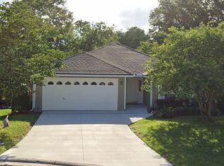 8011 Macinnes Dr, Jacksonville, FL 32244