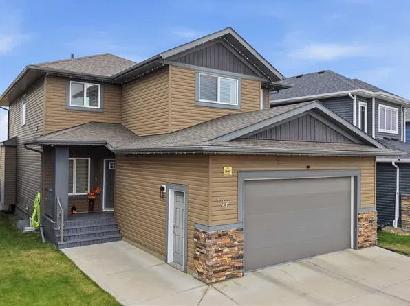 136 SE Van Slyke Way, Red Deer, AB T4R 0N5
