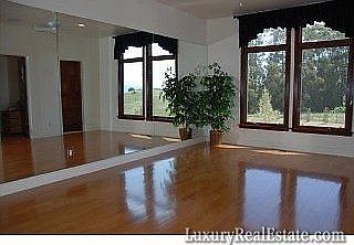 5th image of 2775 Butterfly Ct