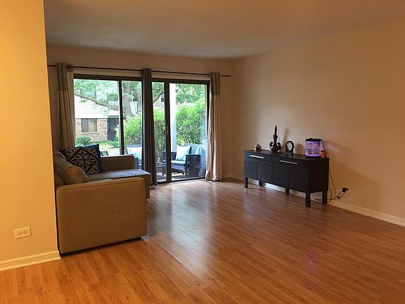 2nd image of 225 Deerpath Ct