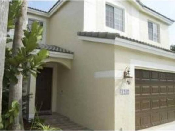 2nd image of 3310 SW 2nd Ct