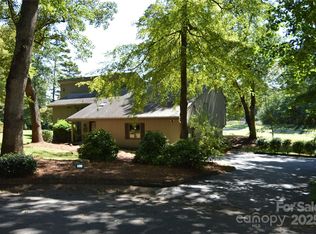 100 Fairway Rdg, Clover, SC 29710