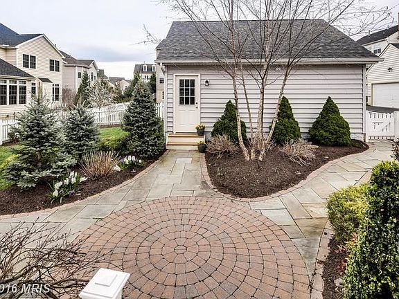 3rd image of 23101 Inkberry Hill Dr