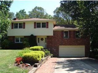 3634 Forbes Trail Dr, Murrysville, PA