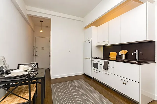 Rented by Bridgeline Property Management, LLC | media 34