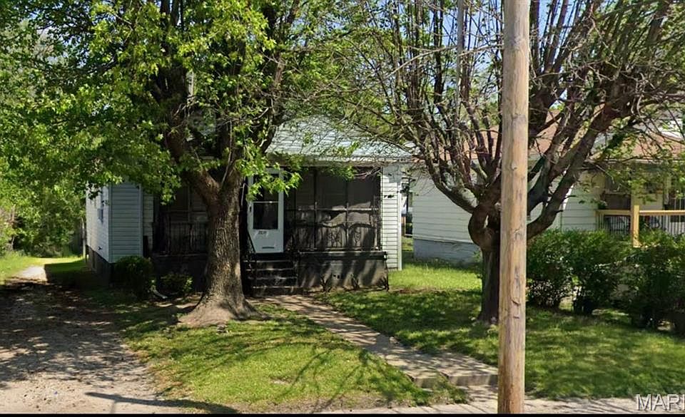 1st image of 5009 Caseyville Ave