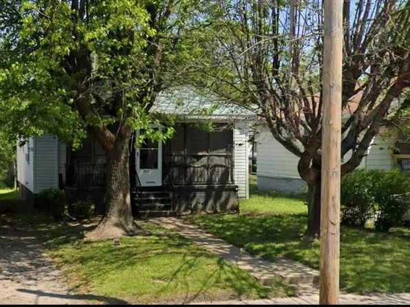 5009 Caseyville Ave, East Saint Louis, IL 62204