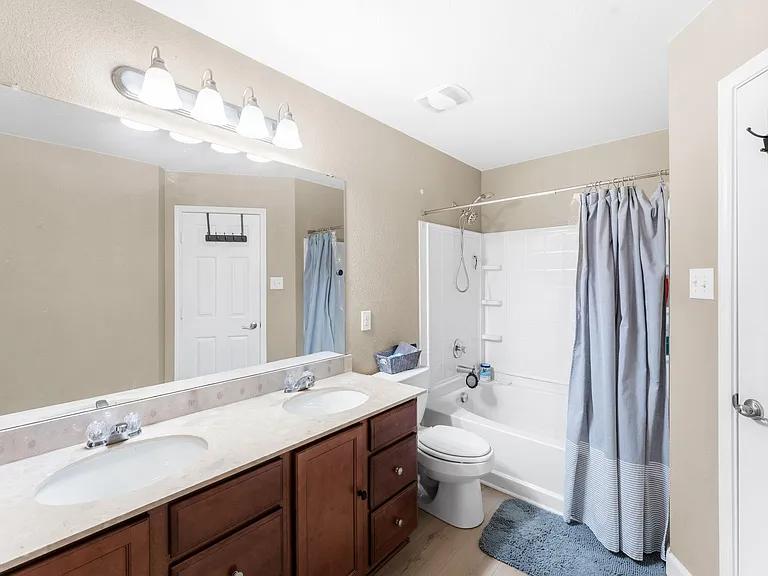 6708 Glebe Path — Photo 25