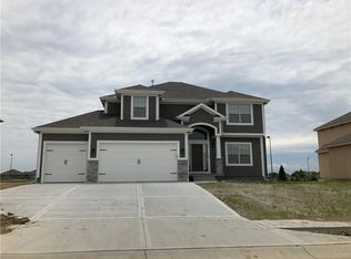 1608 NE 105th Ter, Kansas City, MO 64155