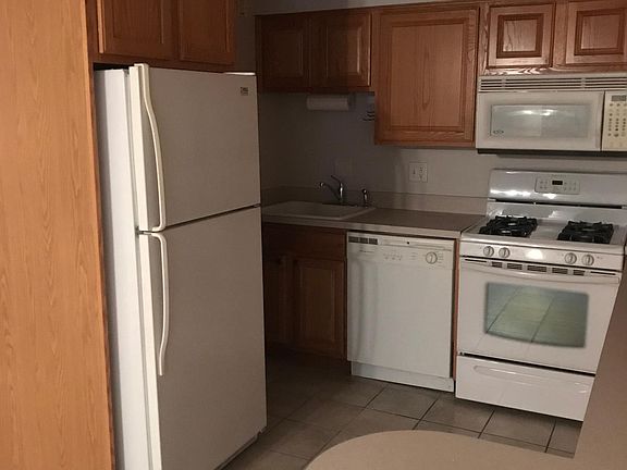 2nd image of 5215 Galitz St APT 1F