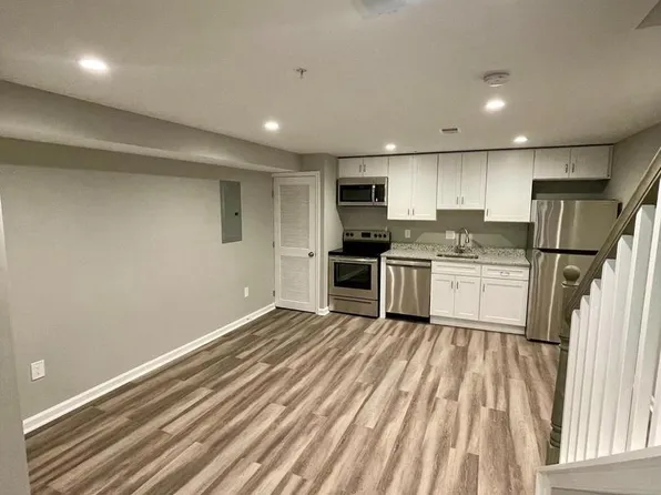 620 20th St NE #B, Washington, DC 20002