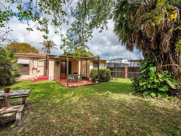 1780 SW 23rd St, Miami, FL 33145