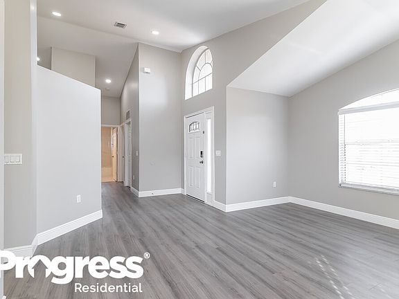 4th image of 2408 Violet Ct