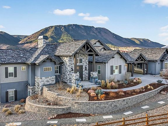 2nd image of 4006 Mesa Top Drive