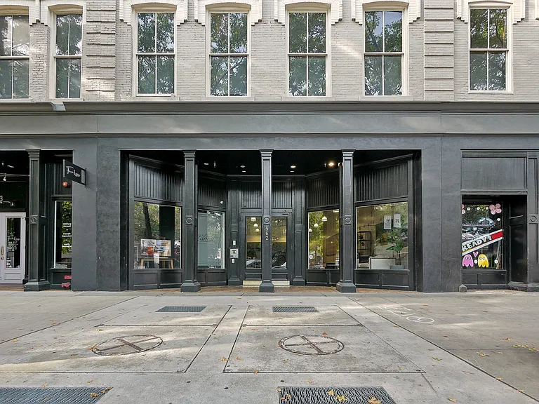 Lamar Lofts Entrance