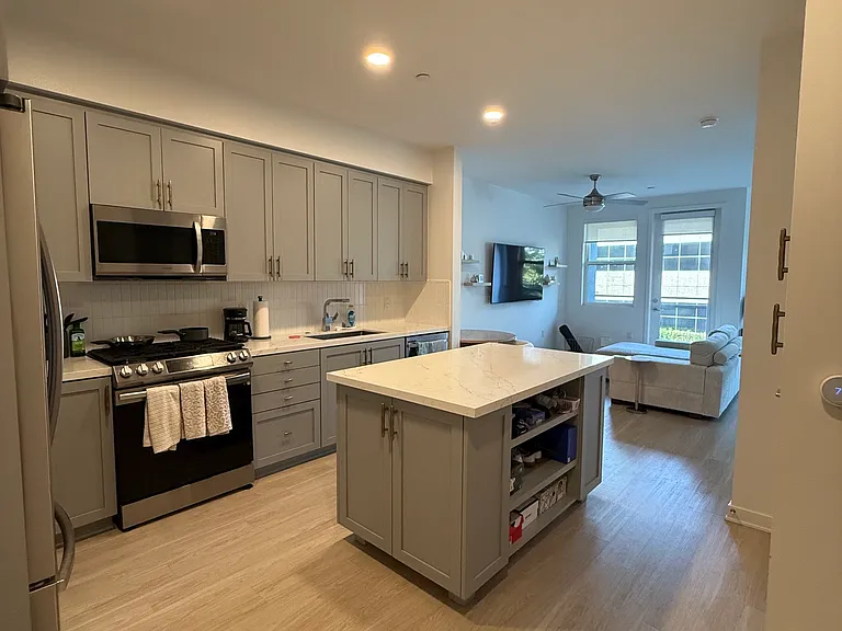 2500 Red Hill Ave #211 — Photo 19