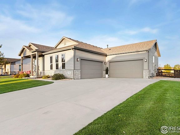 3rd image of 923 Pitch Fork Dr