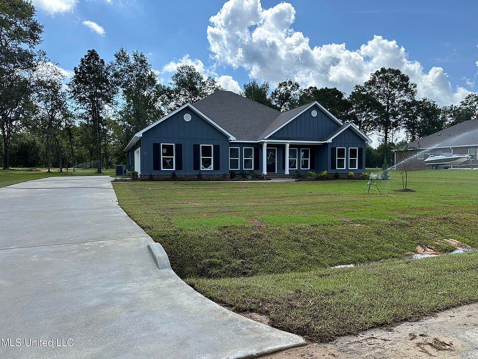 2nd image of 19027 Harrington Cir