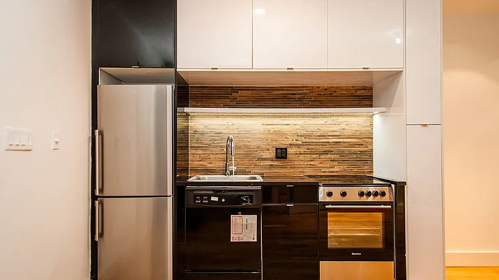 Rented by Nooklyn NYC LLC | media 16