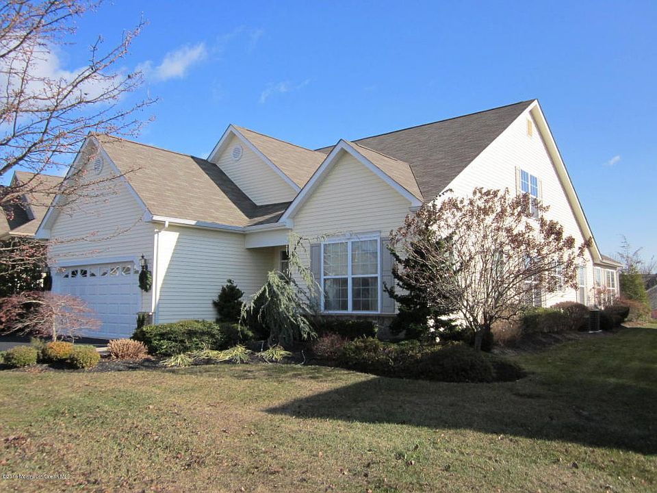 1st image of 411 Monticello Ln