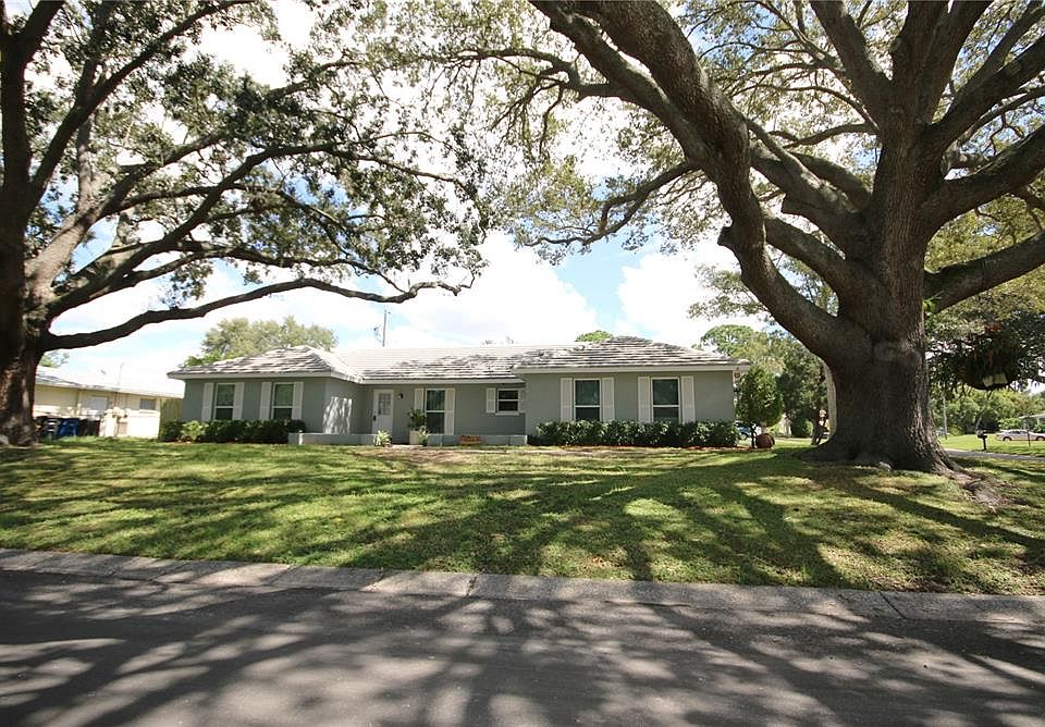 1st image of 1511 S HILLCREST AVENUE
