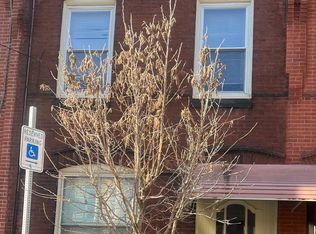 830 N 28th St, Philadelphia, PA 19130