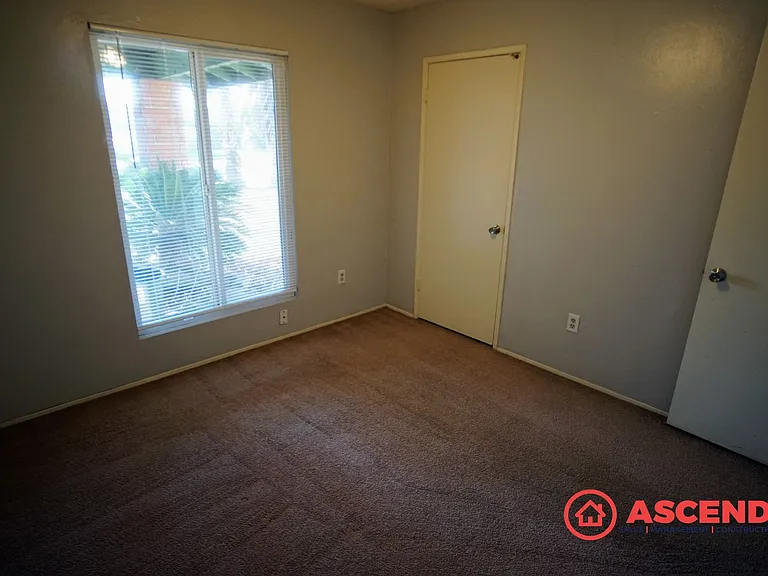 5104 Belcrest Ave — Photo 8