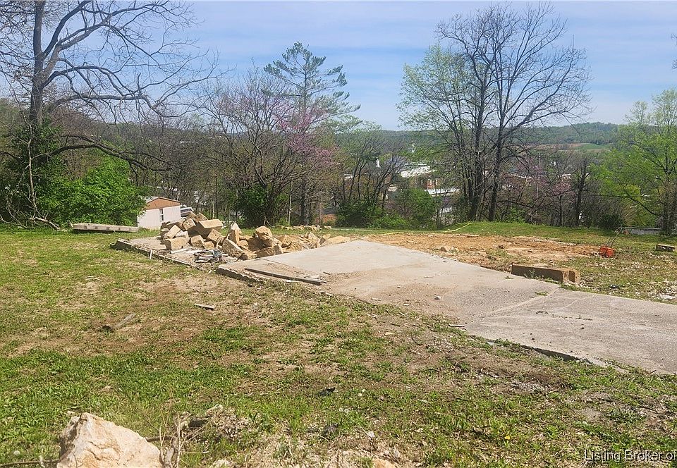 2nd image of 222 W Thornton Street